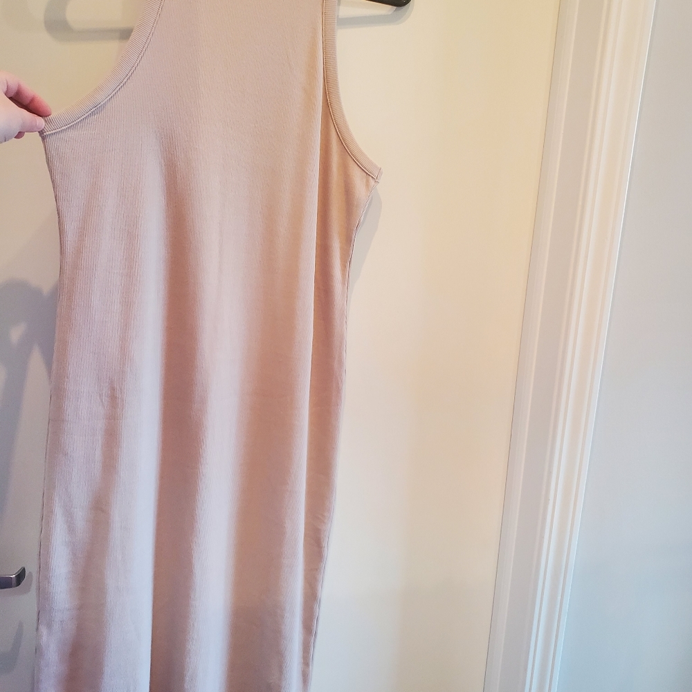 H&M Ribbed Midi Dress - Picture 2 of 4